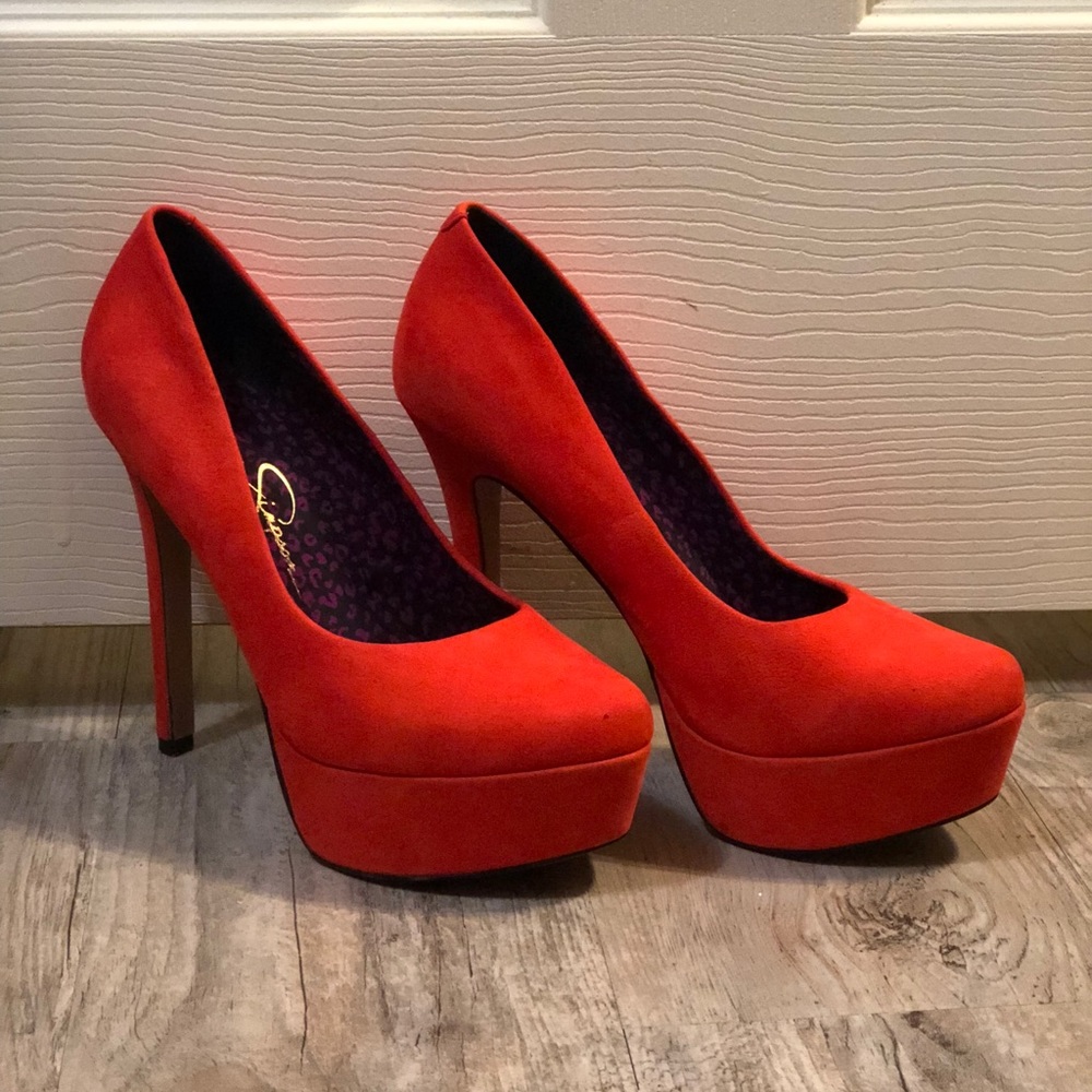 Beautiful Jessica Simpson Platform Pumps